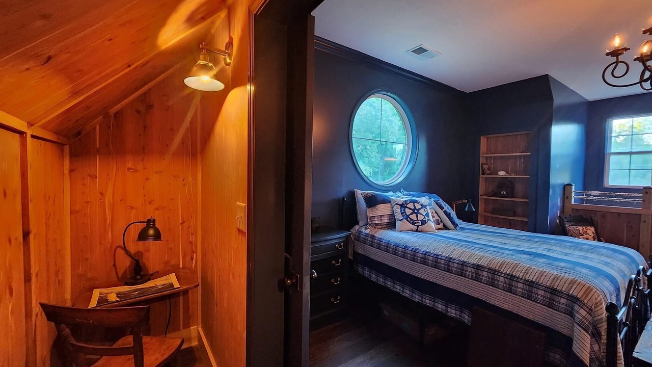 Photo of Bedroom in Stokes