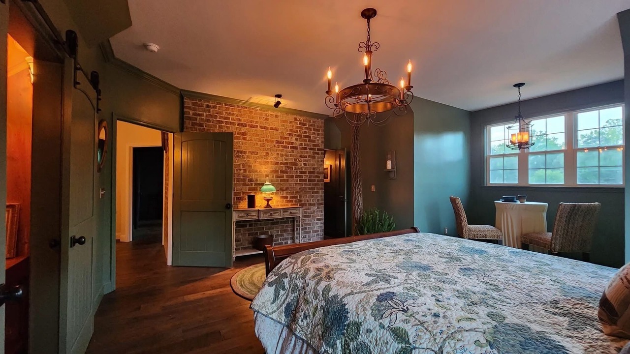 Photo of Bedroom in Stokes
