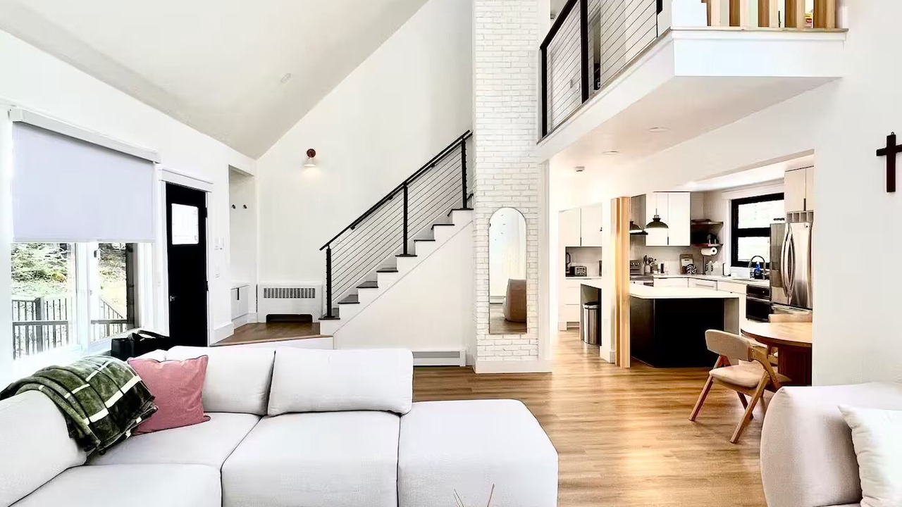 Photo of Livingroom in Rindge