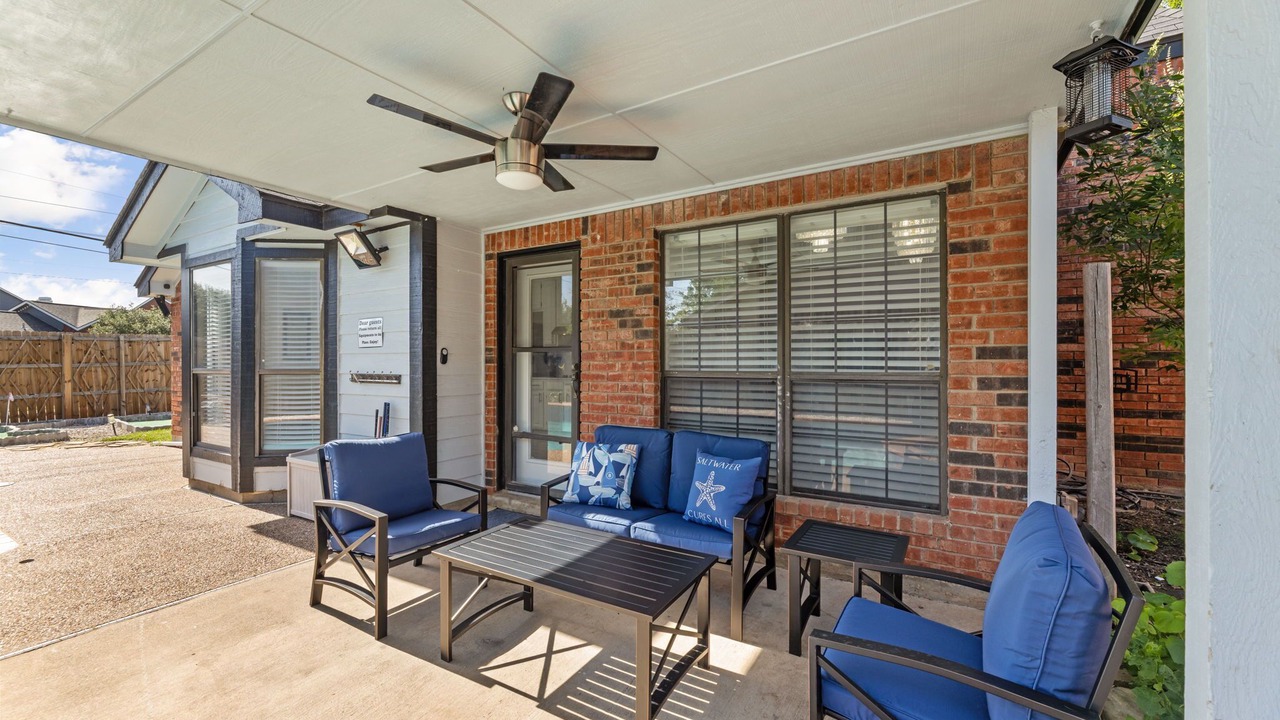 Photo of Patio Balcony in Euless