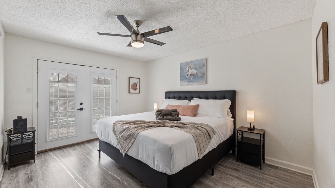 Photo of Bedroom in Euless
