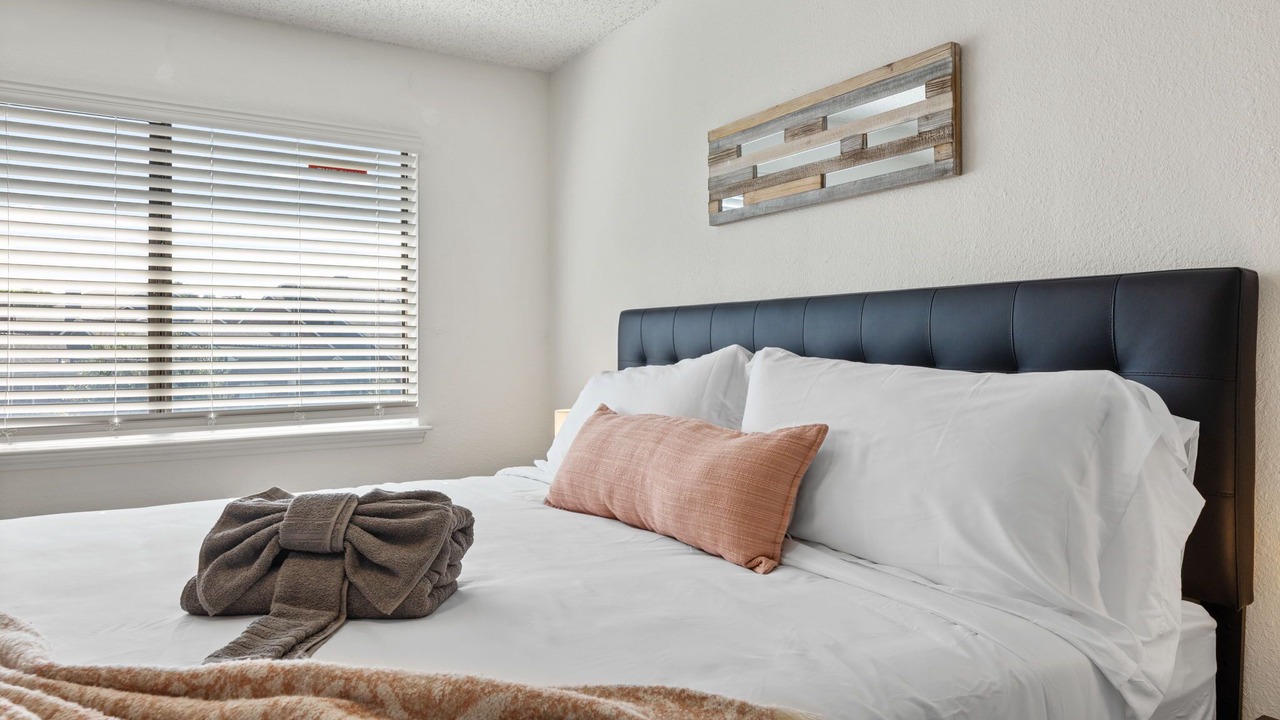 Photo of Bedroom in Euless