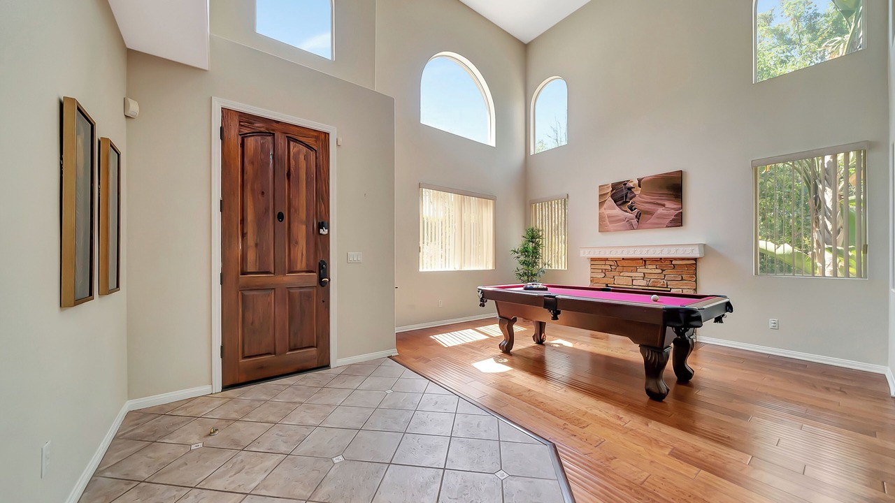Photo of Bedroom in Tarzana