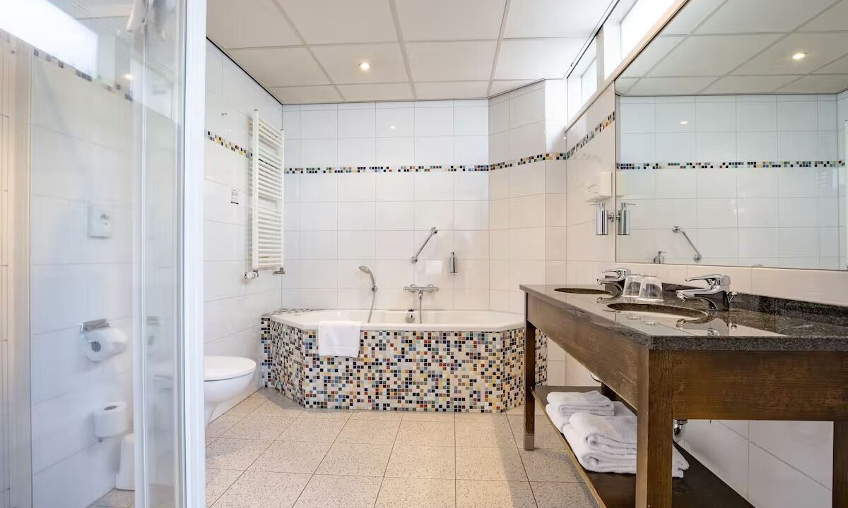 Photo of Bathroom in Zon en Schild