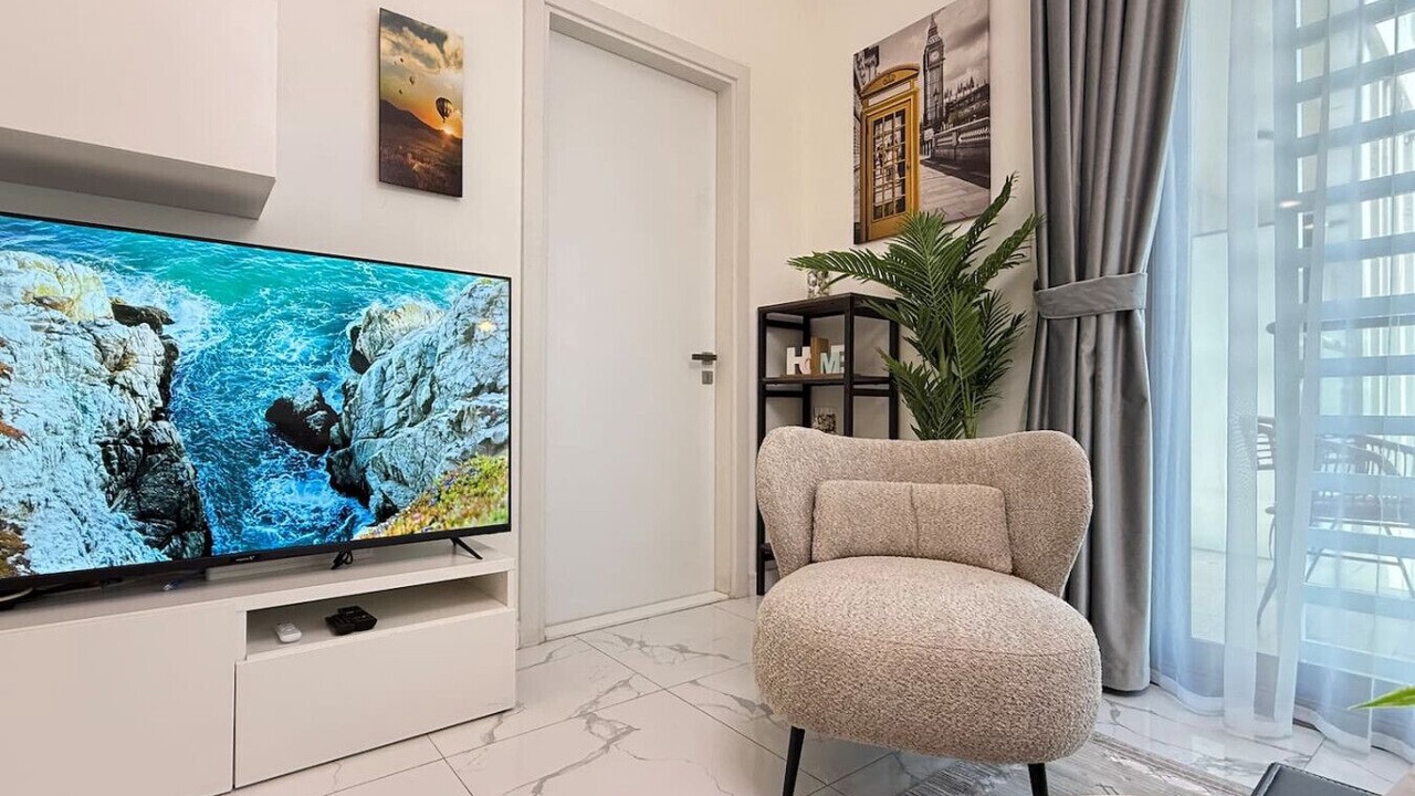 Photo of Livingroom in Al Raha Beach
