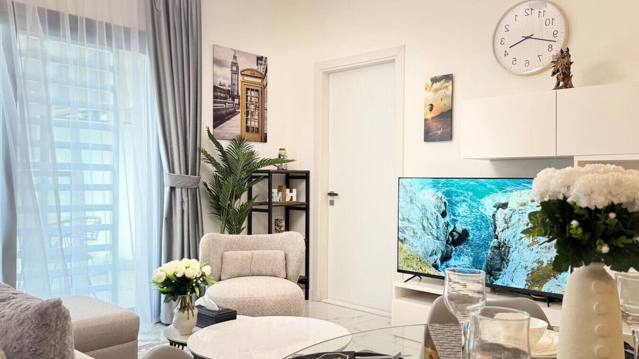 Photo of Livingroom in Al Raha Beach