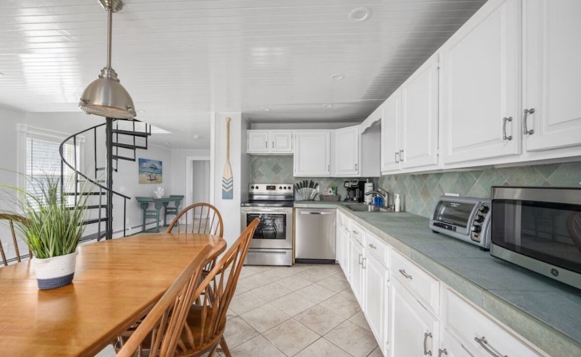 Photo of Kitchen in Point Judith