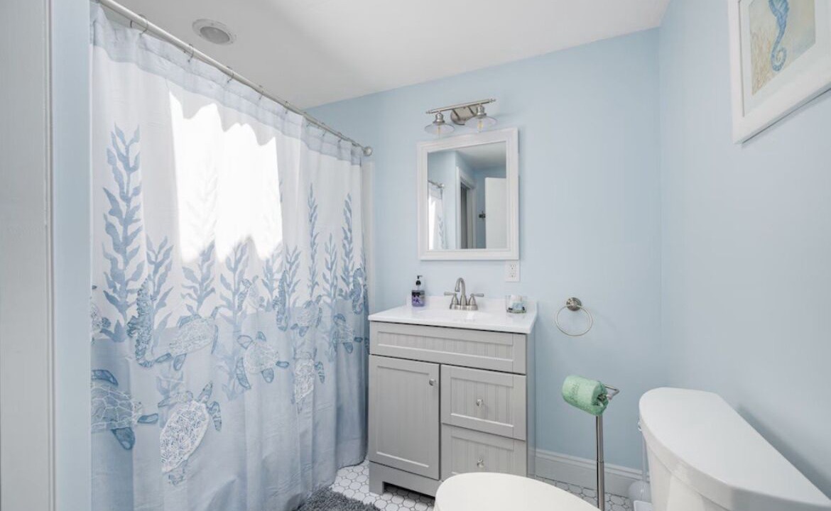 Photo of Bathroom in Point Judith