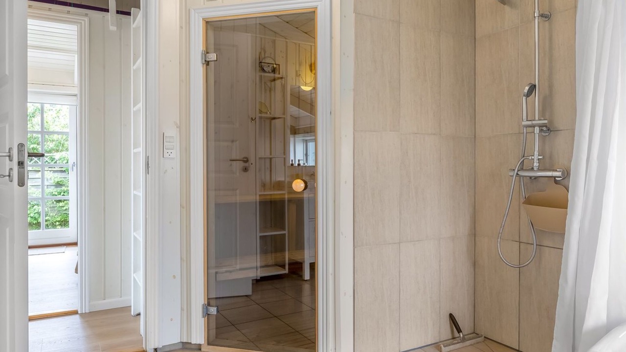 Photo of Bathroom in Broager
