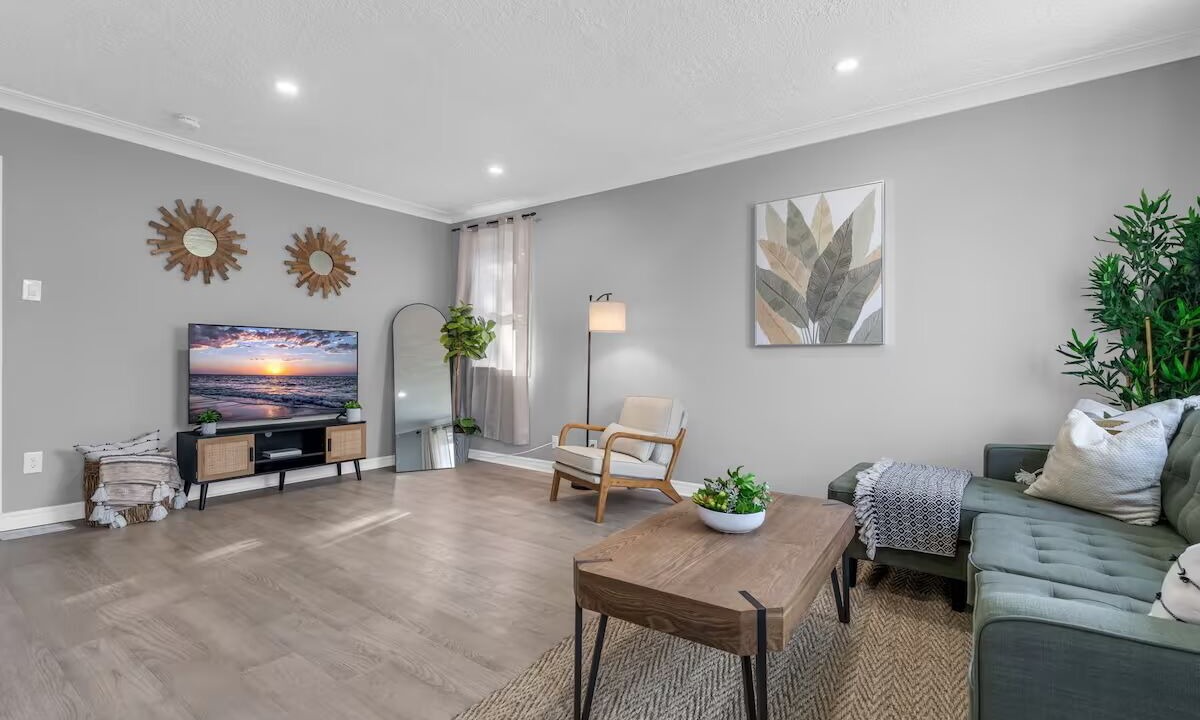 Photo of Livingroom in Thorold