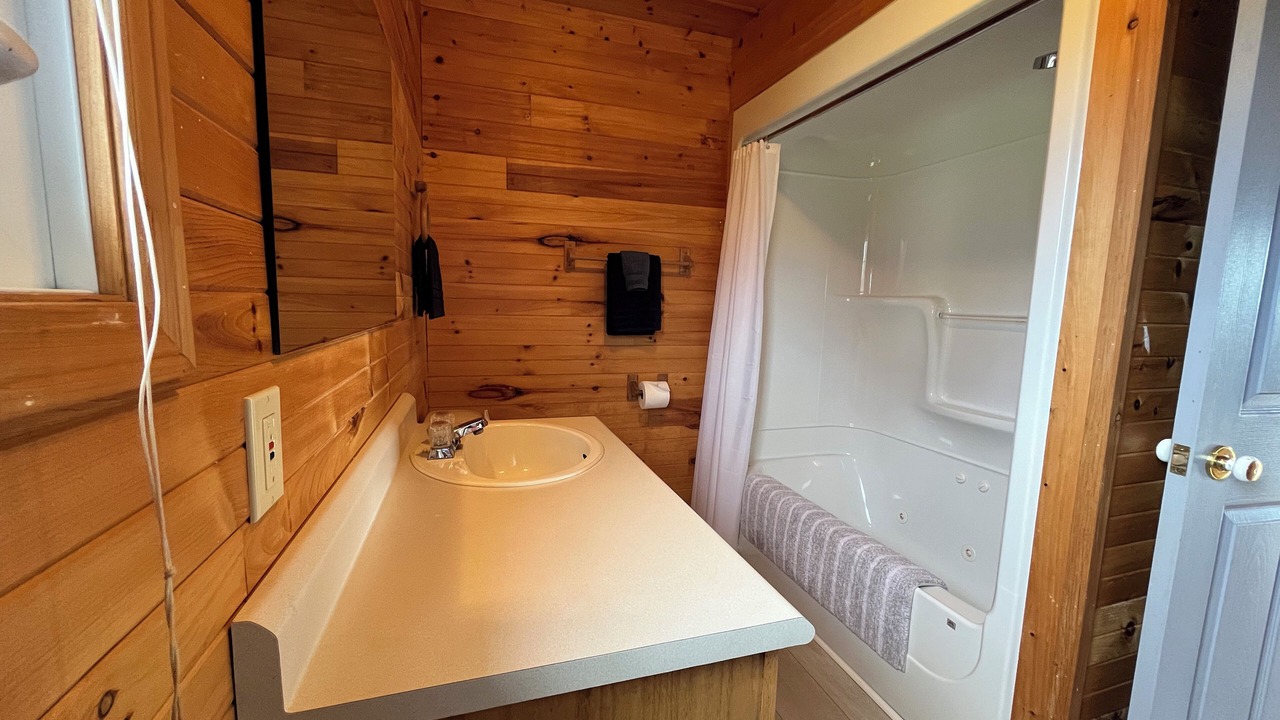 Photo of Bathroom in Corran Ban