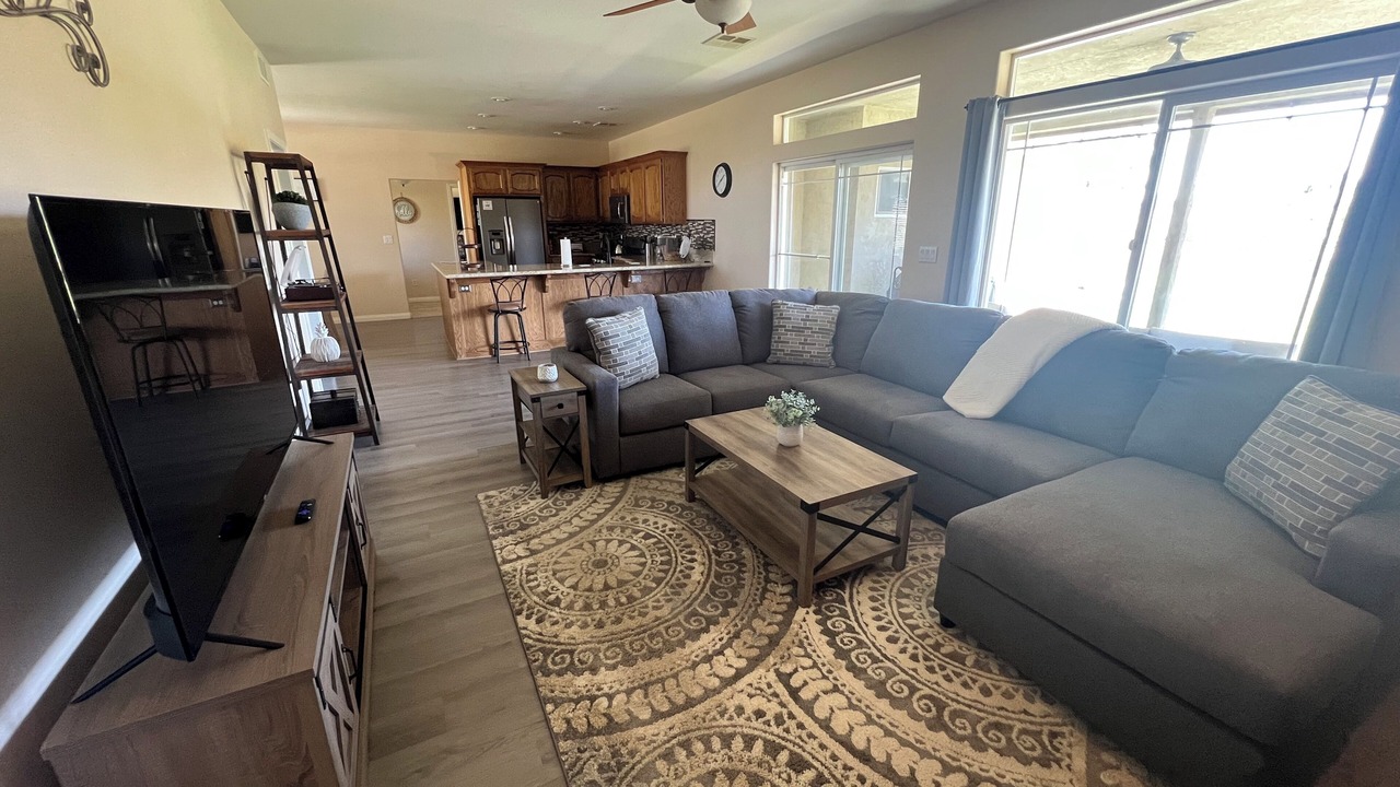 Photo of Livingroom in Tehachapi