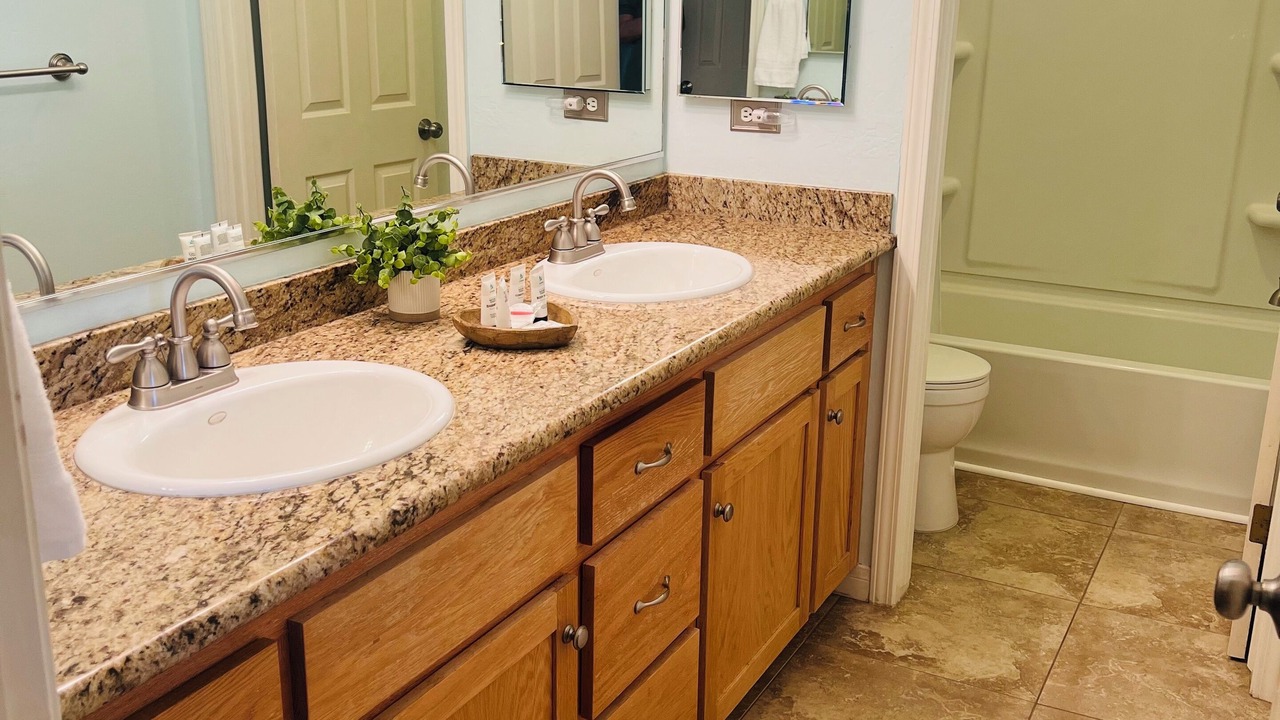 Photo of Bathroom in Tehachapi