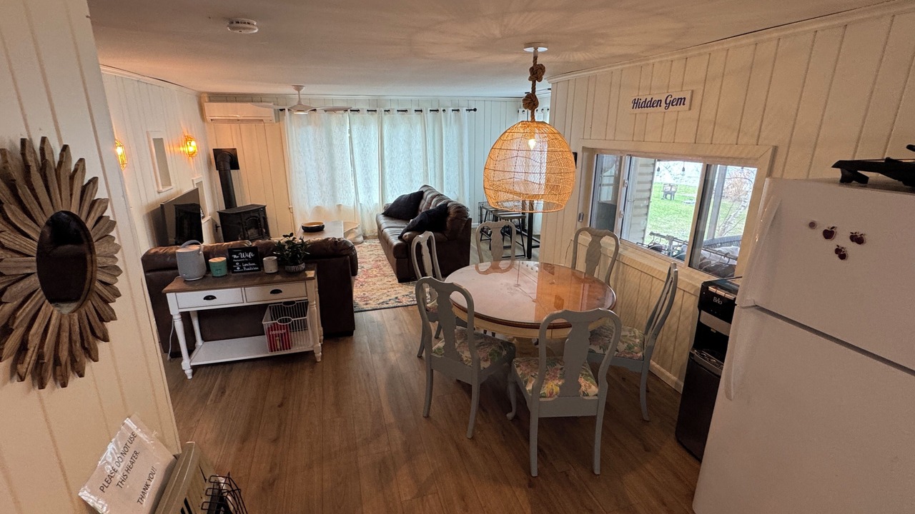 Photo of Livingroom in Montrose