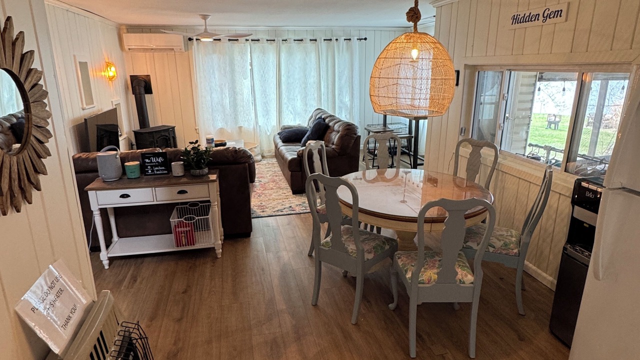 Photo of Livingroom in Montrose