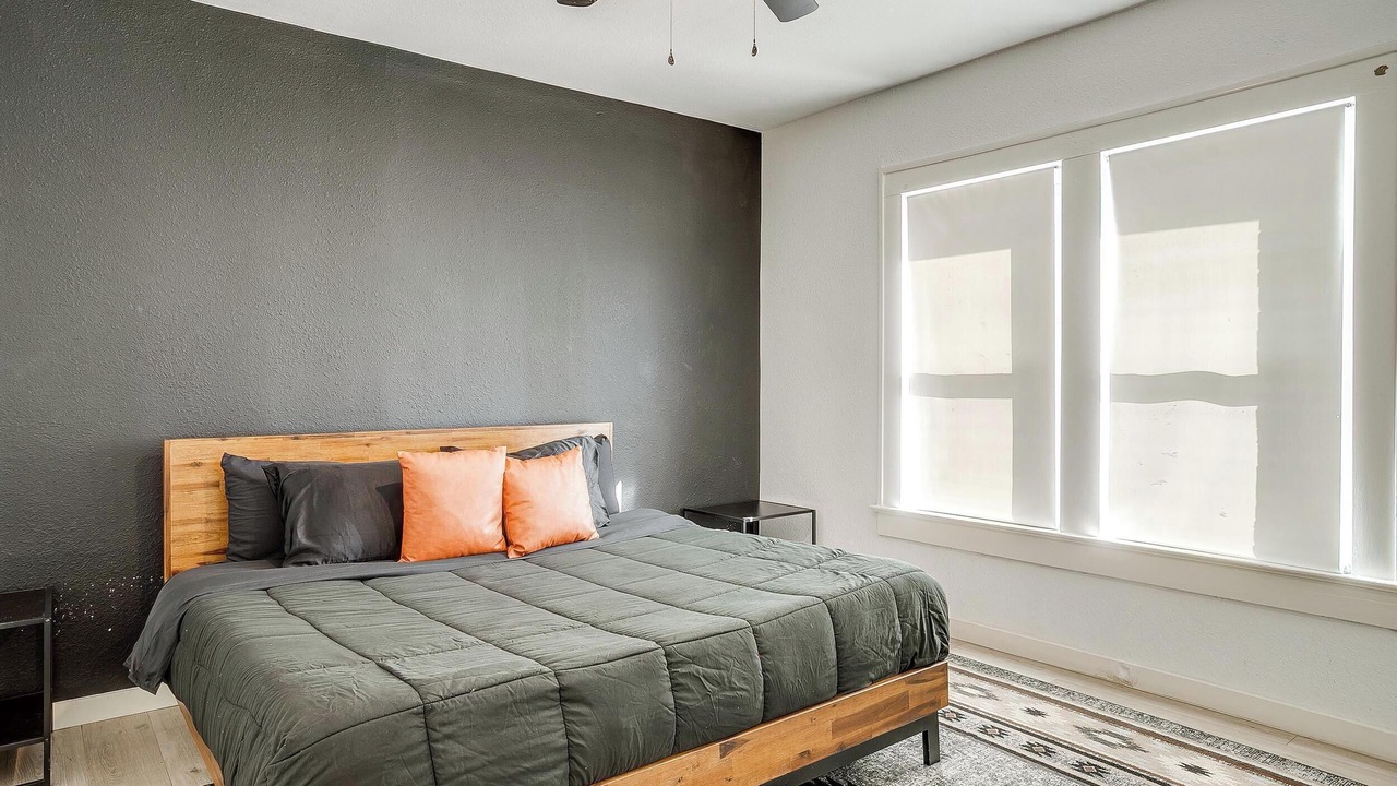 Photo of Bedroom in Oak Cliff