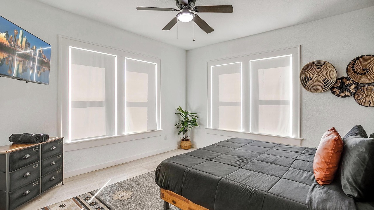 Photo of Bedroom in Oak Cliff