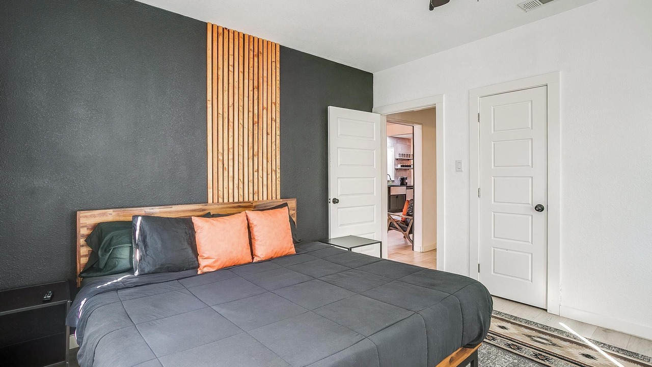 Photo of Bedroom in Oak Cliff