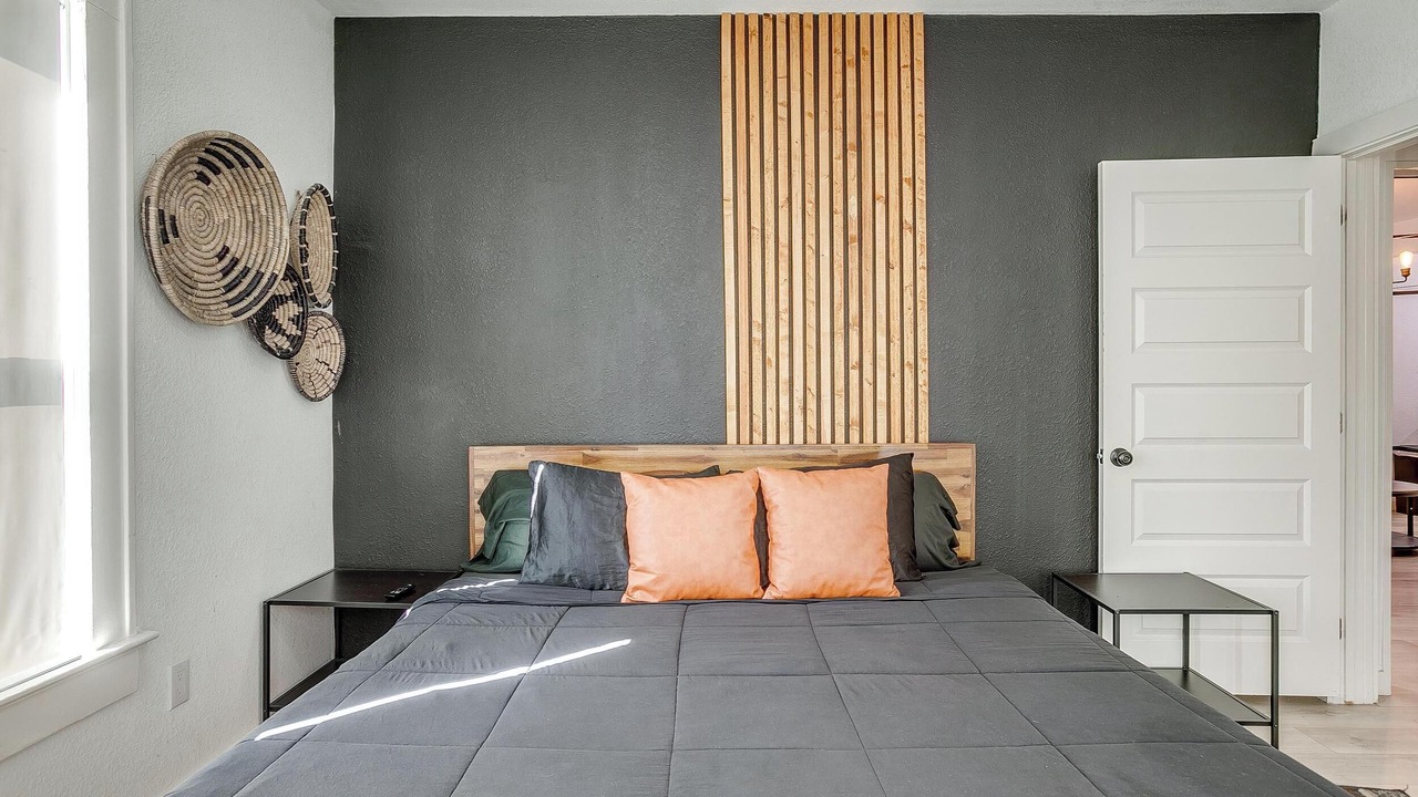 Photo of Bedroom in Oak Cliff