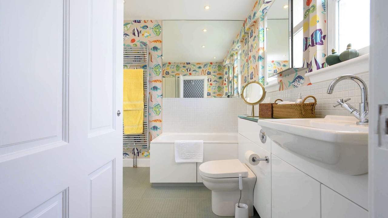 Photo of Bathroom in Prestonpans