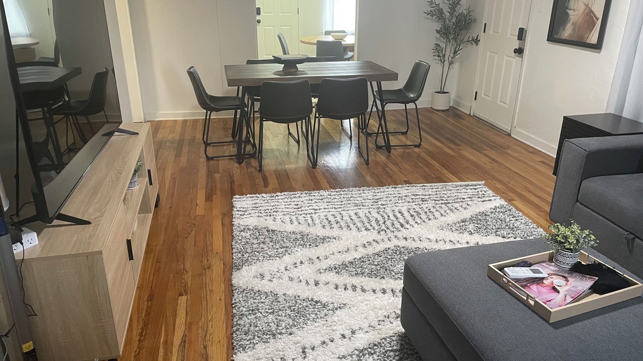 Photo of Livingroom in West University