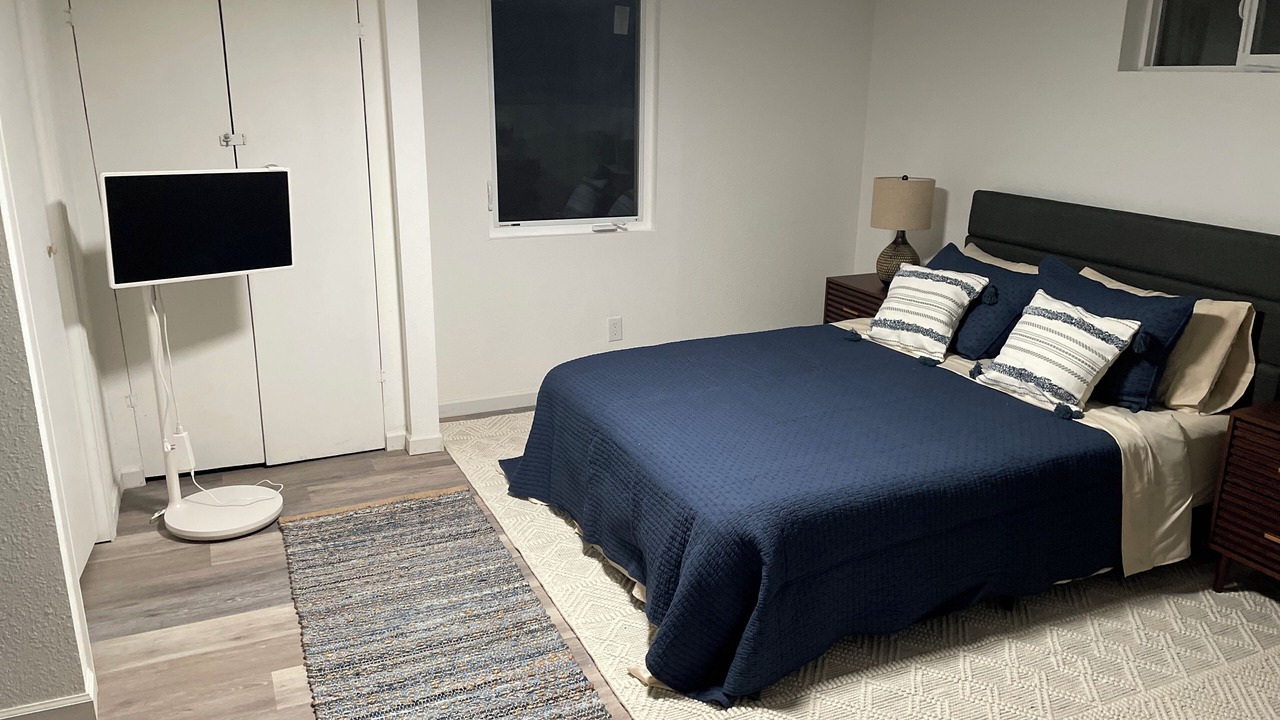 Photo of Bedroom in West University