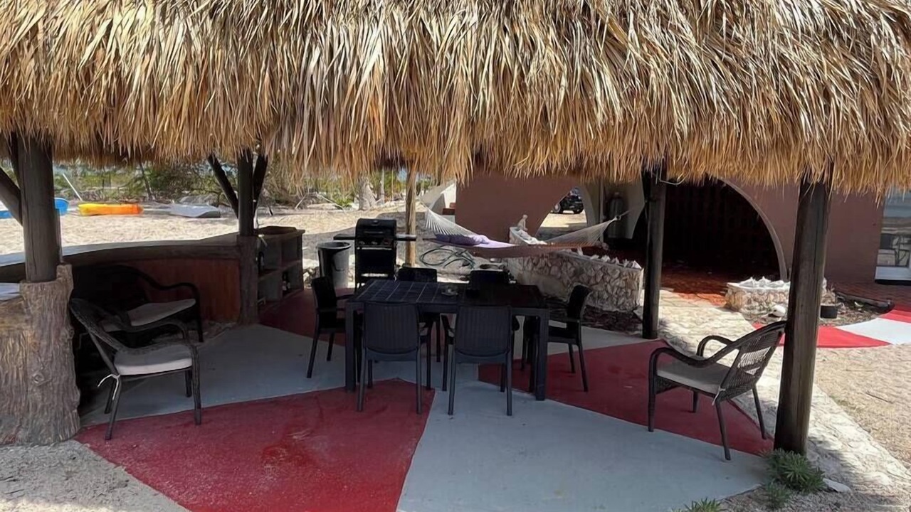 Photo of Outdoor in Long Beach Estates