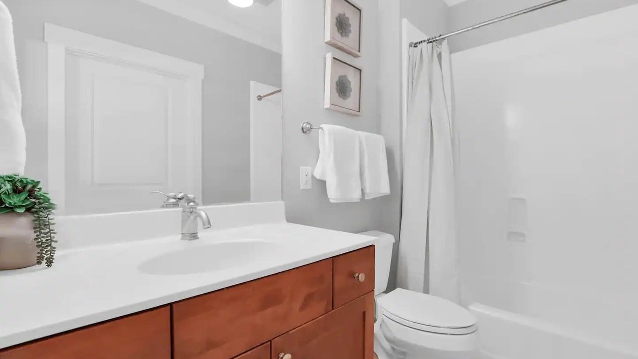 Photo of Bathroom in Old West Broad Neighborhood