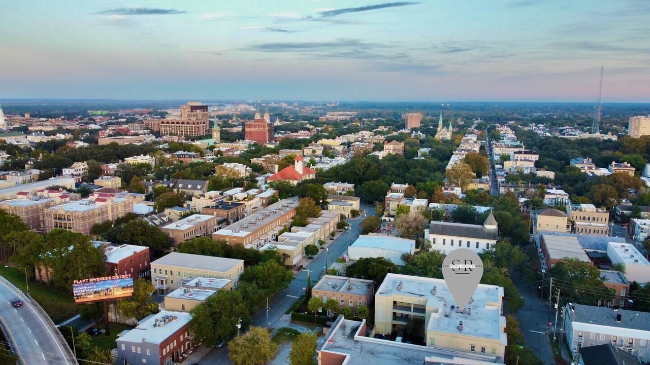Photo of Outdoor in Old West Broad Neighborhood