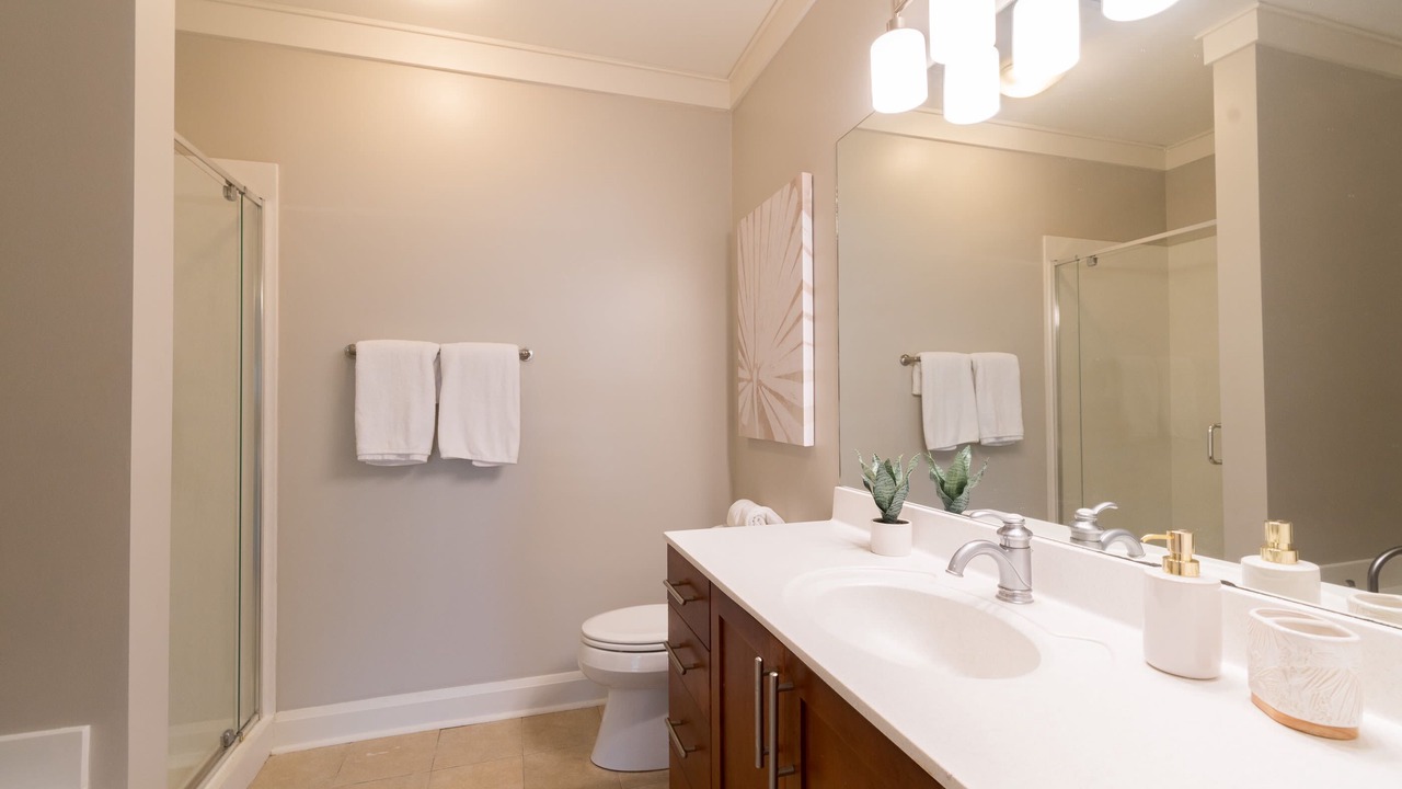 Photo of Bathroom in Old West Broad Neighborhood