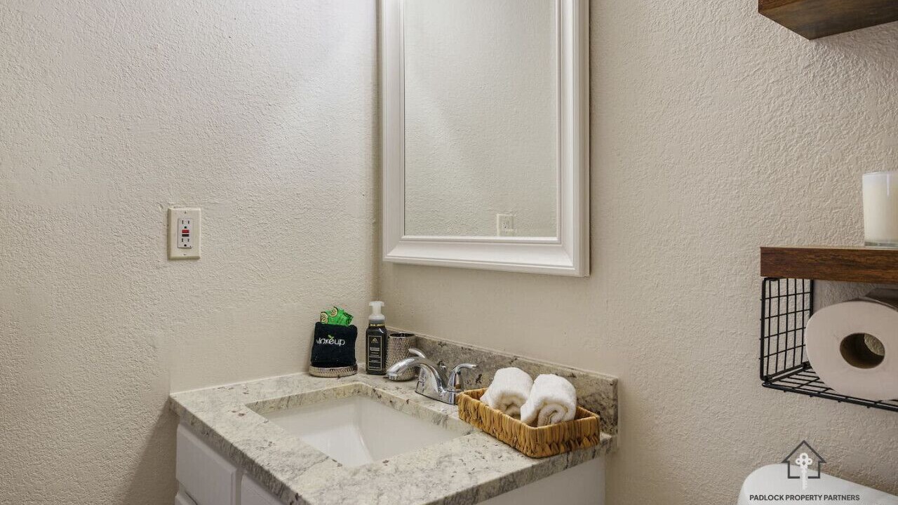Photo of Bathroom in Grand Prairie