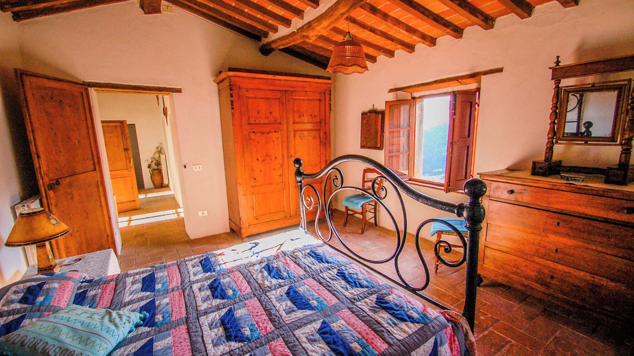 Photo of Bedroom in Buti