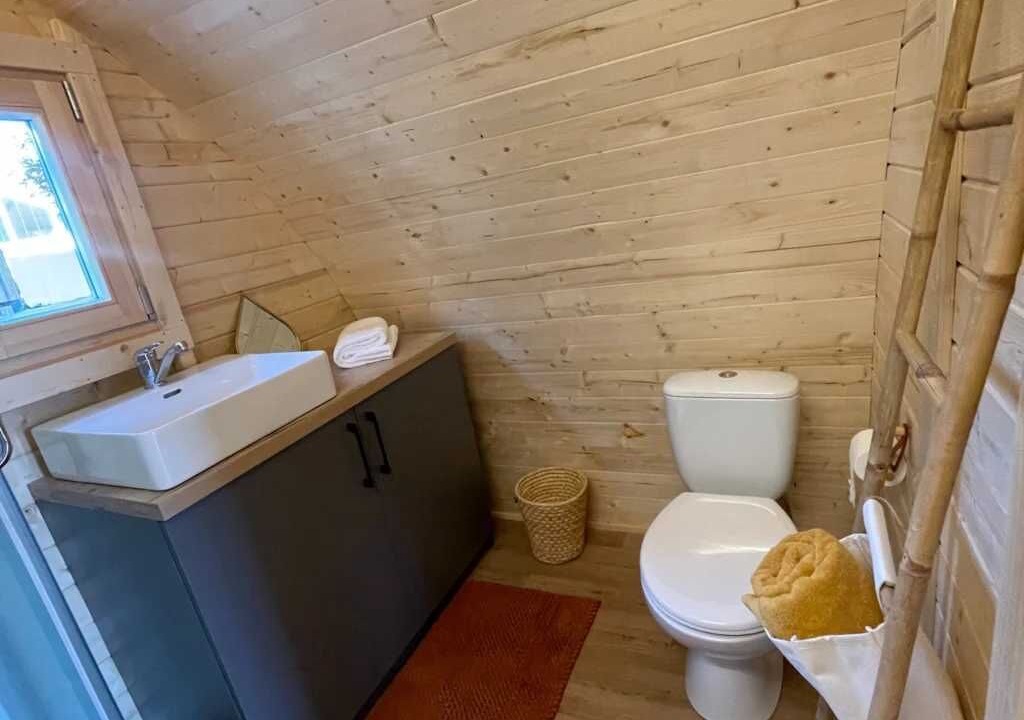 Photo of Bathroom in Locmaria-Berrien