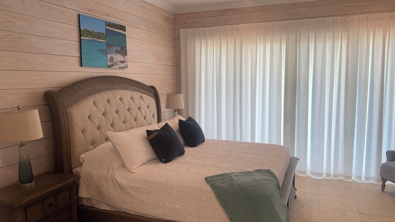 Photo of Bedroom in Lubbers Quarters Cay