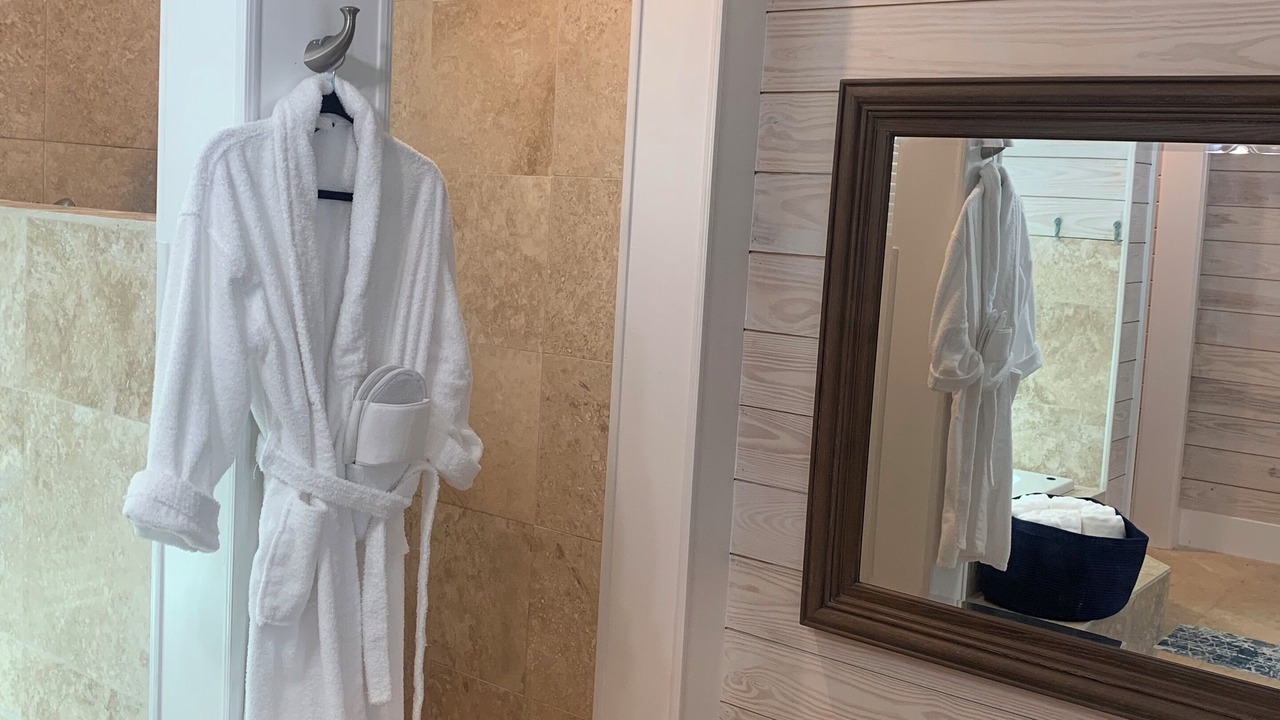 Photo of Bathroom in Lubbers Quarters Cay