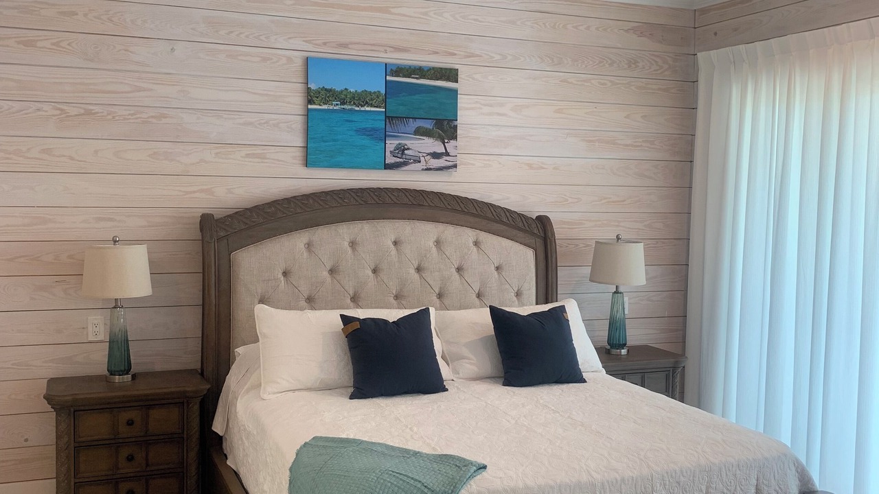 Photo of Bedroom in Lubbers Quarters Cay