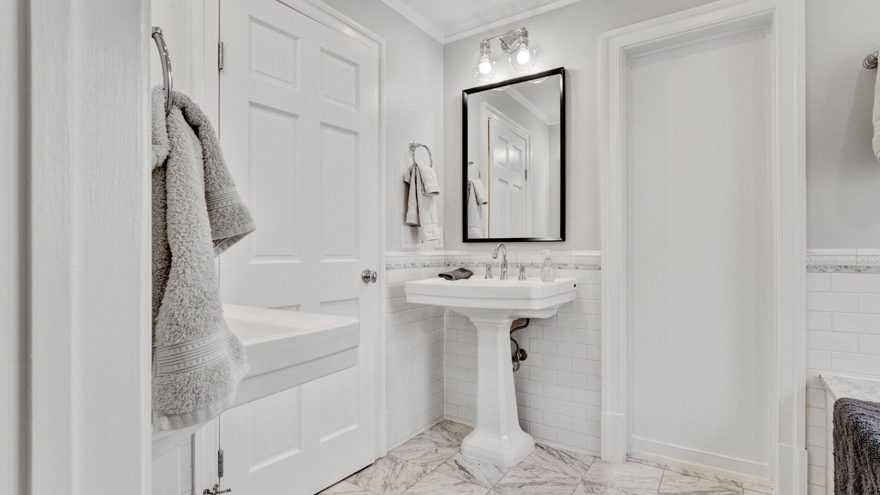 Photo of Bathroom in Dupont Circle