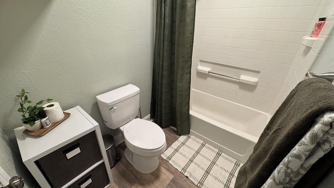 Photo of Bathroom in Huffman - O' Malley