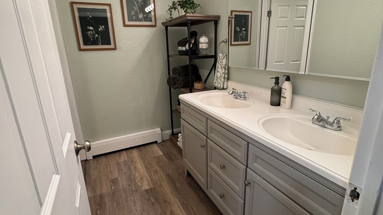 Photo of Bathroom in Huffman - O' Malley