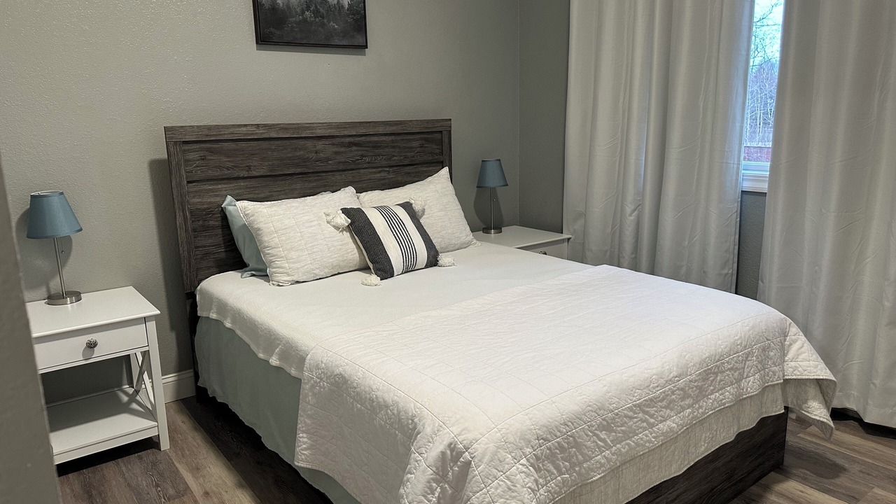 Photo of Bedroom in Huffman - O' Malley