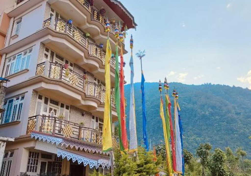 Photo of Patio Balcony in Geyzing