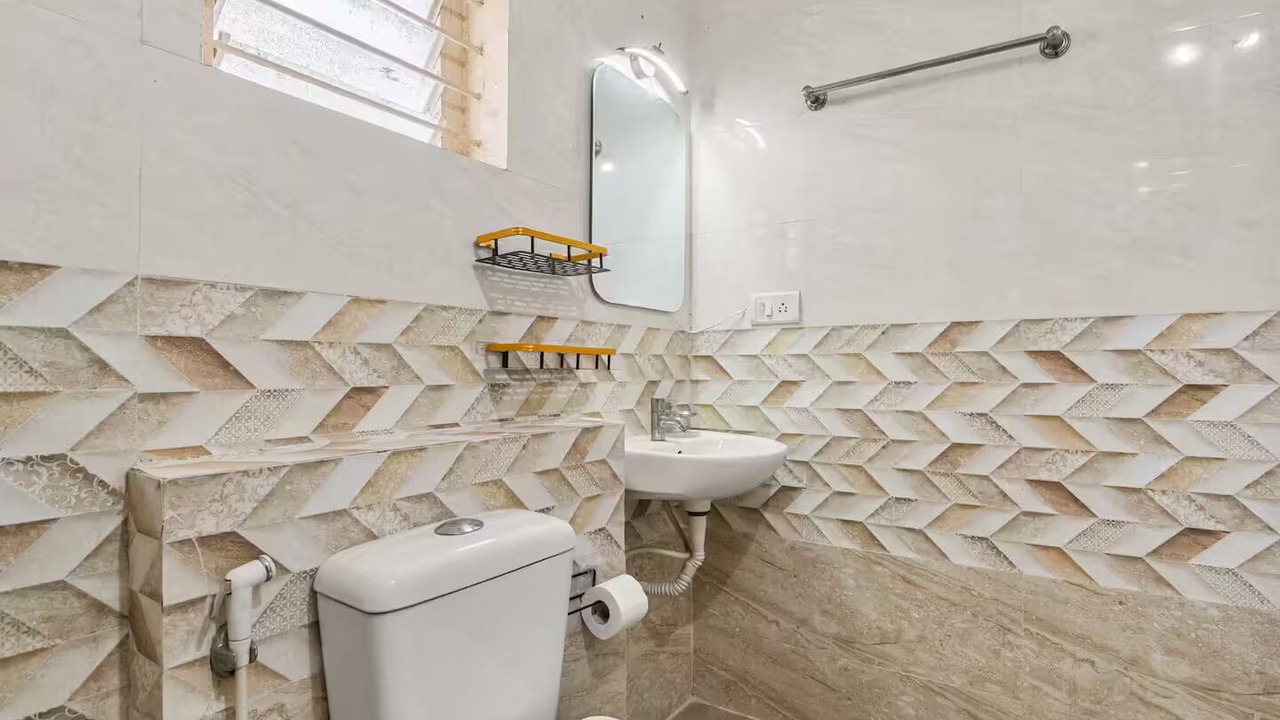 Photo of Bathroom in Ejipura