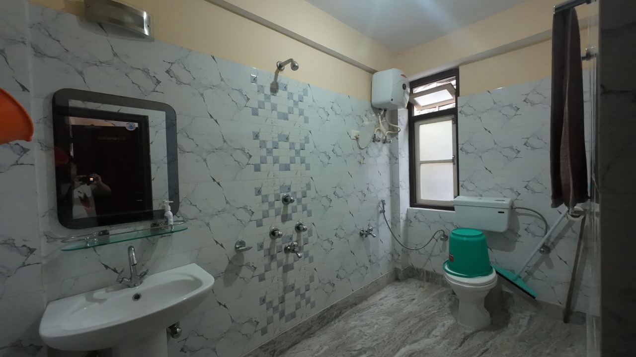 Photo of Bathroom in Geyzing