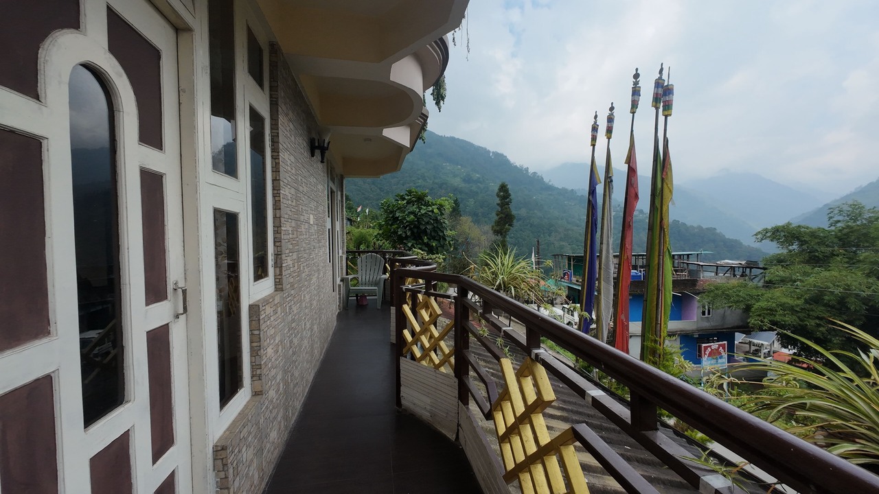 Photo of Outdoor in Geyzing