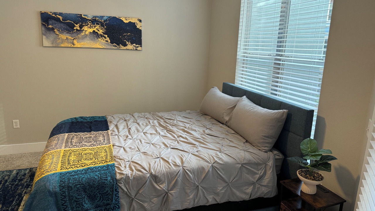 Photo of Bedroom in Addison