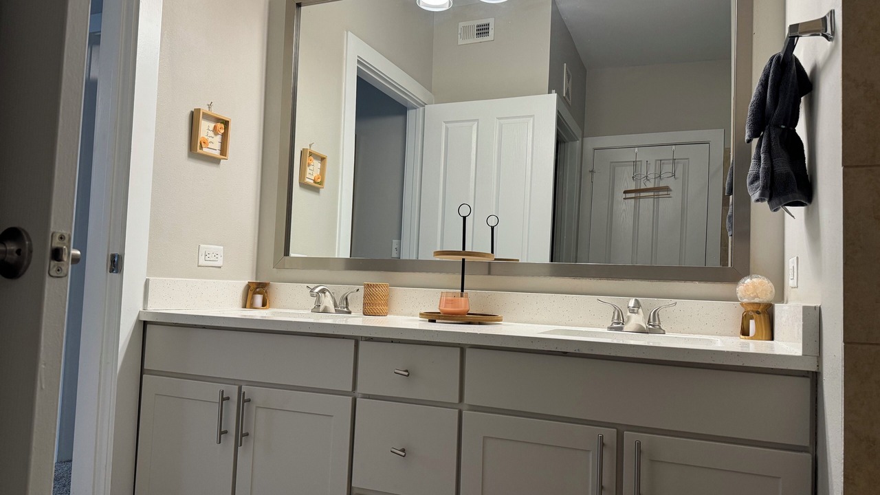 Photo of Bathroom in Addison