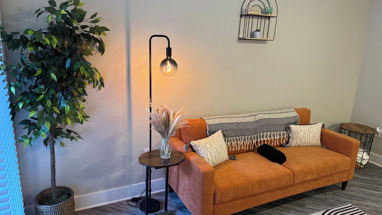 Photo of Livingroom in Addison
