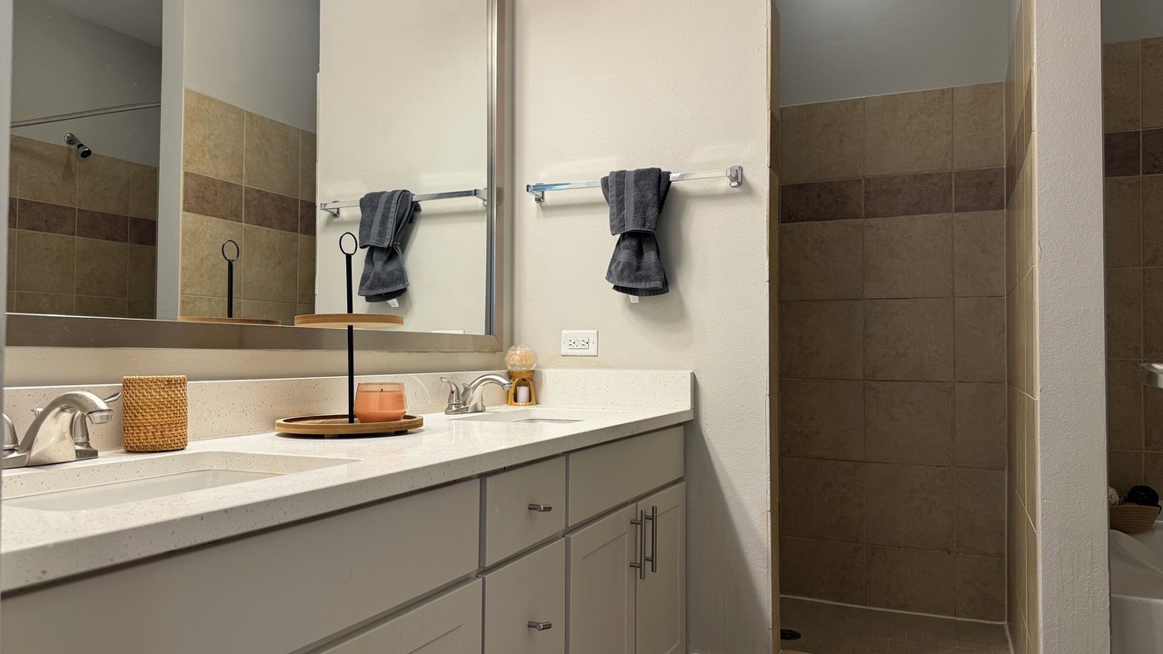 Photo of Bathroom in Addison