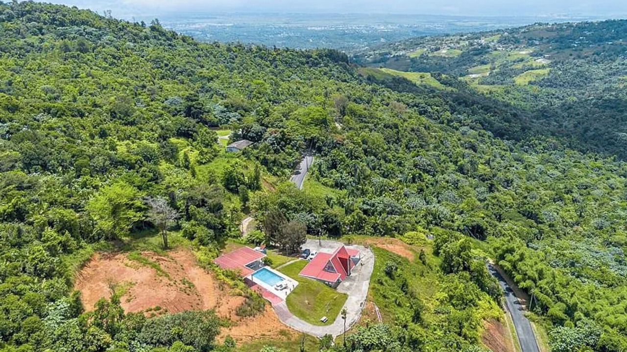 Photo of Outdoor in Guzman Arriba