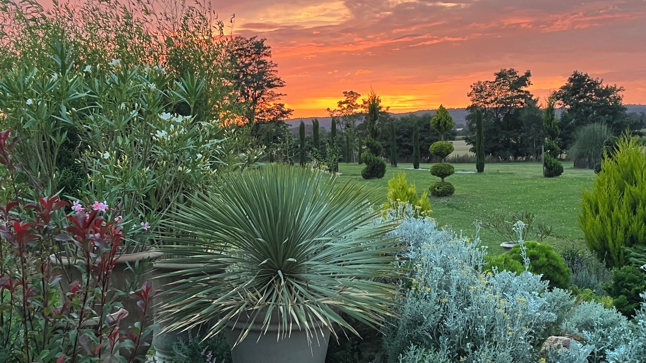 Photo of Outdoor in Semalle